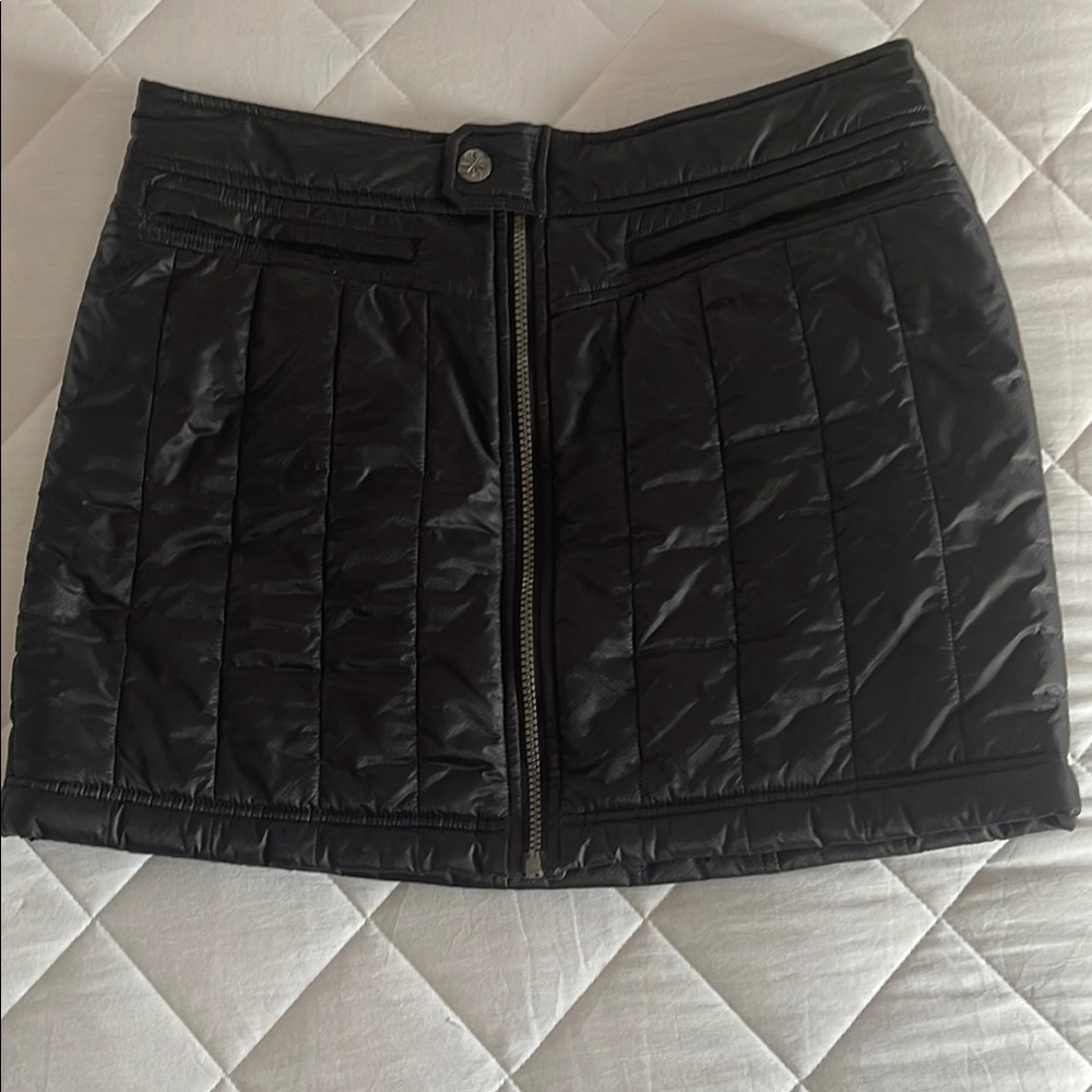 Athleta Black Puffer Mini Skirt